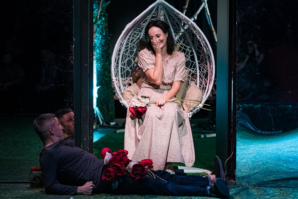 Отцы и дети (театр Иллюзии). Изображение 11