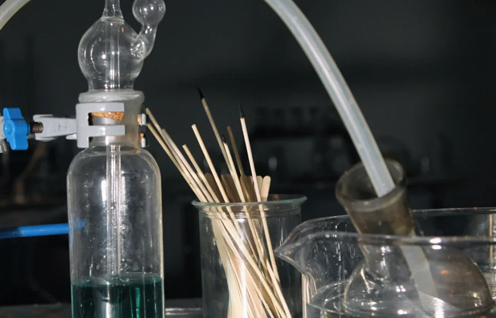 ХИМИЧЕСКАЯ ЛАБОРАТОРИЯ. Изображение 5