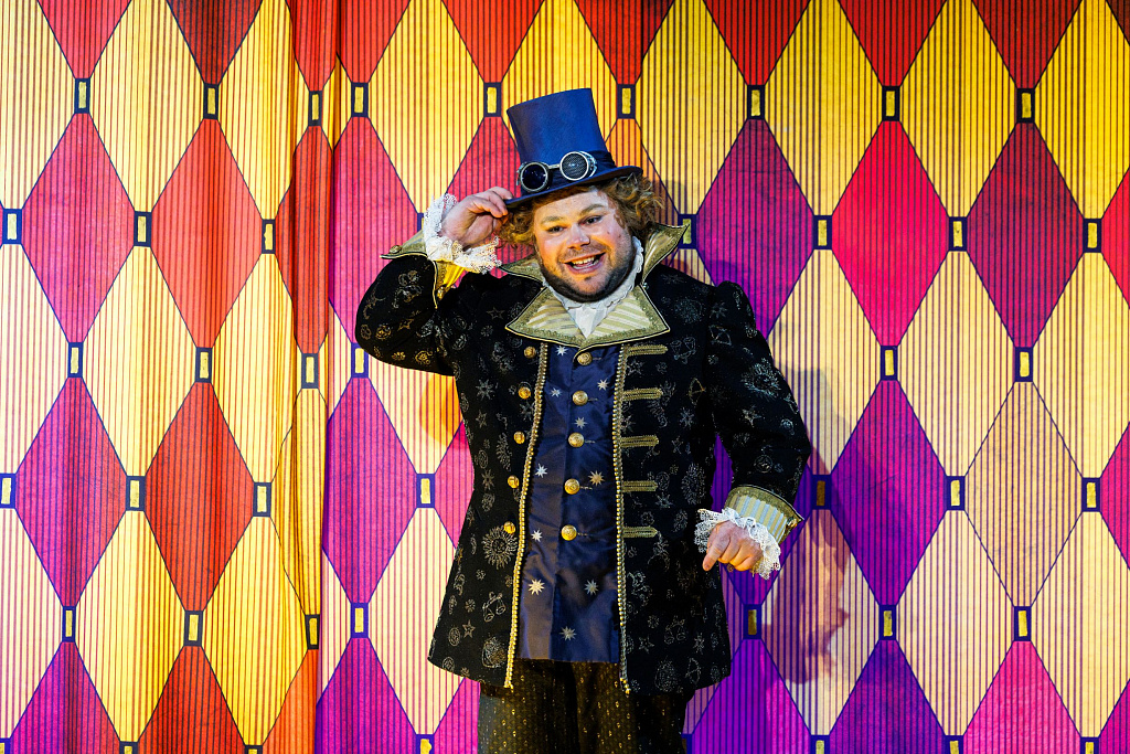 Стойкий оловянный солдатик (Малый театр). Изображение 6