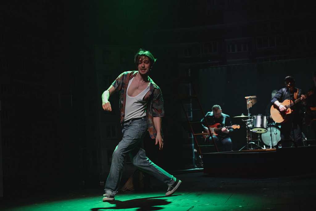 Чужие подъезды. Изображение 3