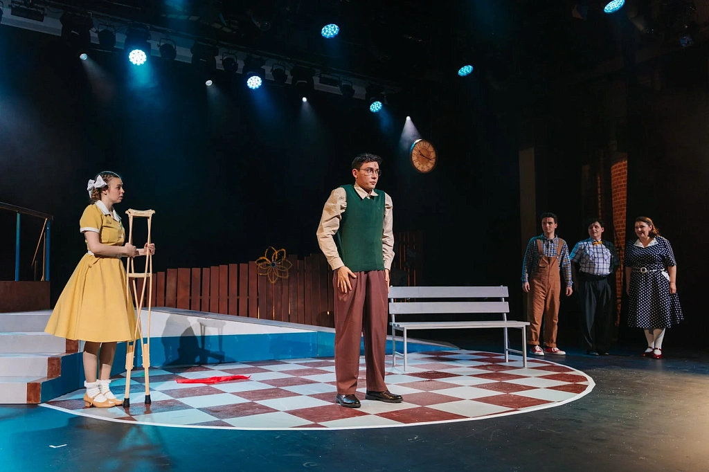 Про девочку и цветок. Изображение 5