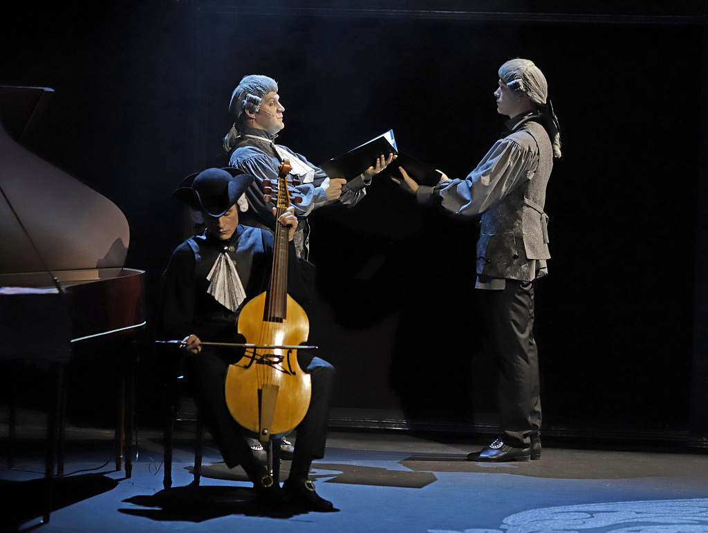 Моцарт и Сальери. Версия. Изображение 2