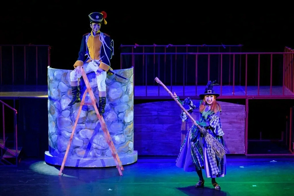 Огниво (Театр «На Басманной»). Изображение 7