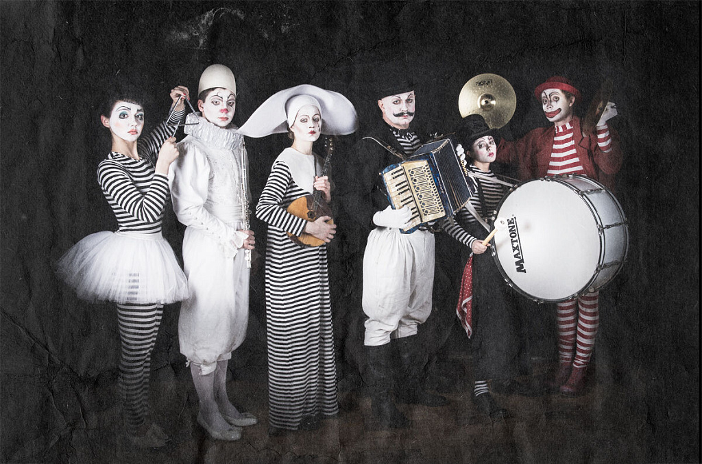 Новогодняя сказка для Ёжика с оркестром. Изображение 5