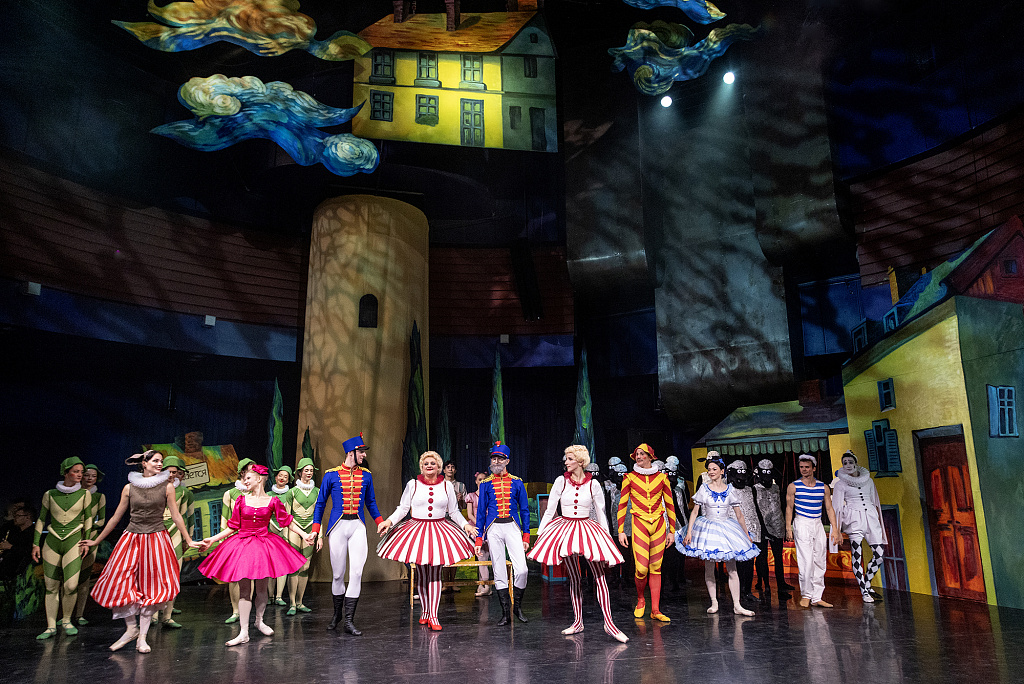 Ящик с игрушками. Изображение 10