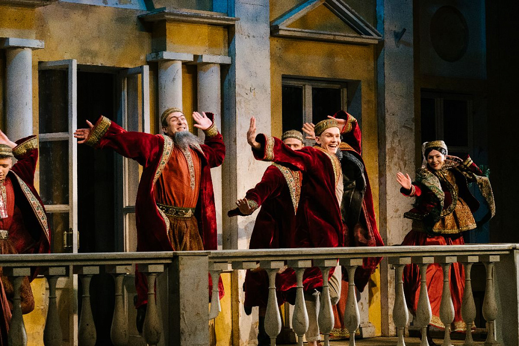 Ревизор (Театр Олега Табакова). Изображение 10