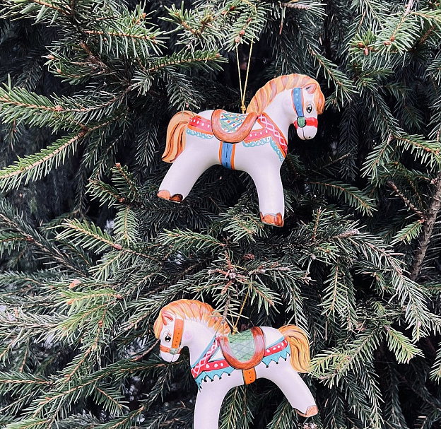 Творчество и новогоднее волшебство в усадьбах Подмосковья