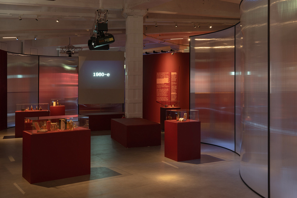 Красная Москва. Женщина в большом городе. Изображение 7