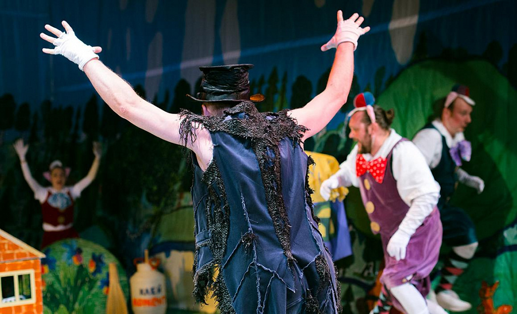 Три поросёнка и Серый волк. Изображение 7