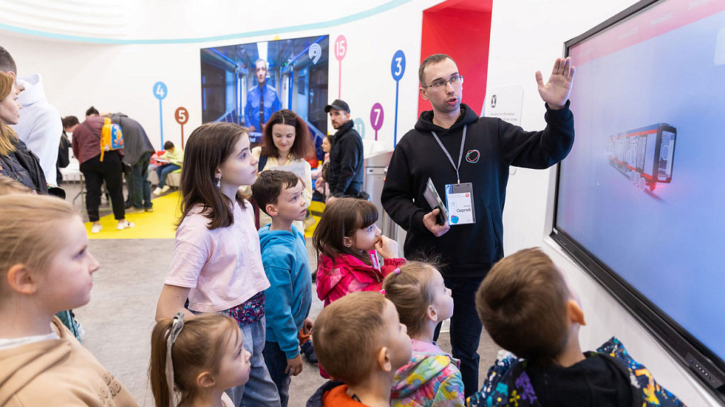 Демонстрационный павильон МЦД. Изображение 1