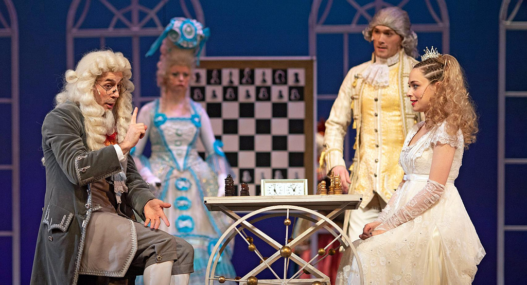 Двенадцать месяцев. Изображение 9