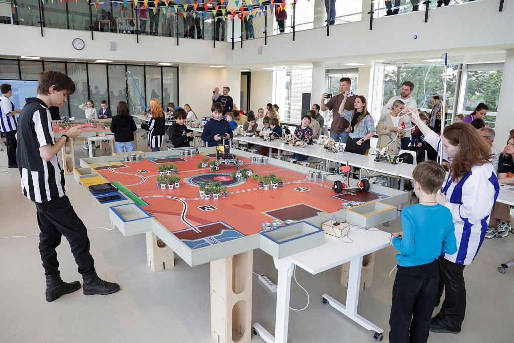 Московский дворец пионеров на Воробьёвых горах. Изображение 11