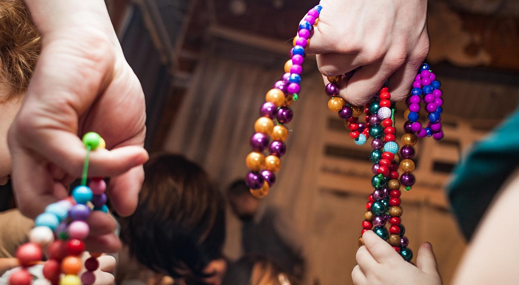 Снежный ветер. Трогательный спектакль. Изображение 5