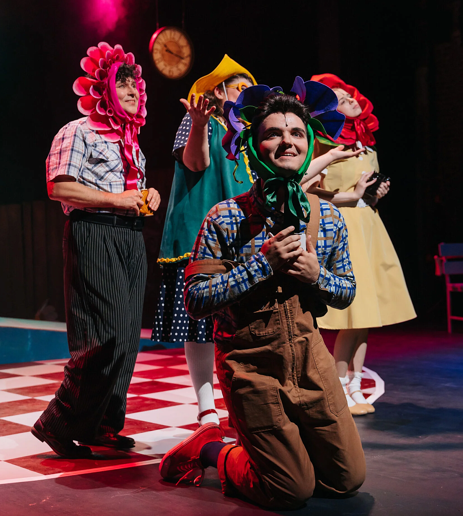 Про девочку и цветок. Изображение 14