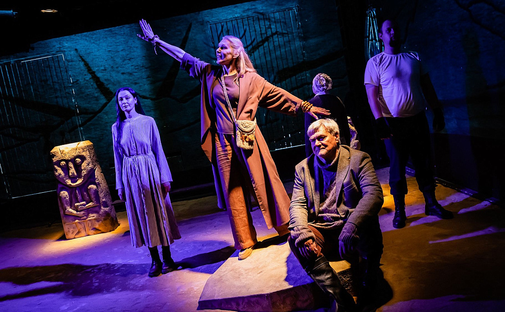 Белый пароход (РАМТ). Изображение 6