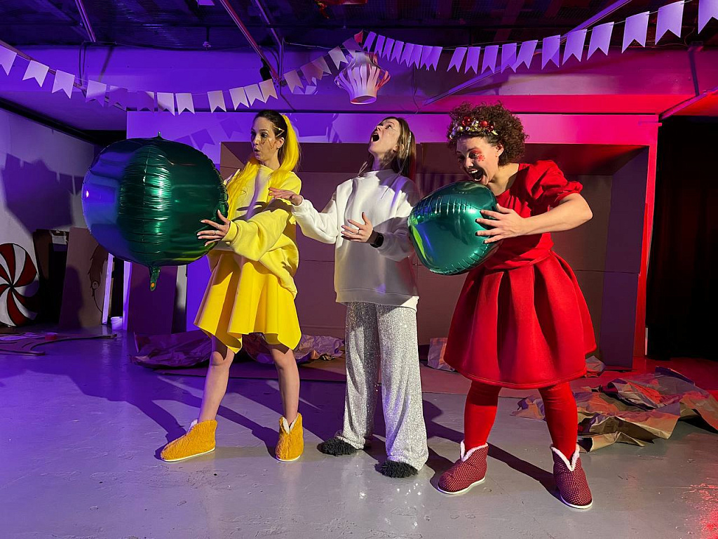 Новогодняя история игрушек. Изображение 3