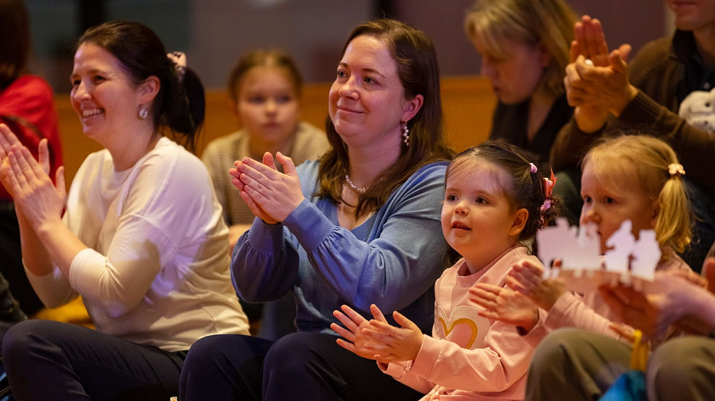 Филармоника-2. В театр!. Изображение 4