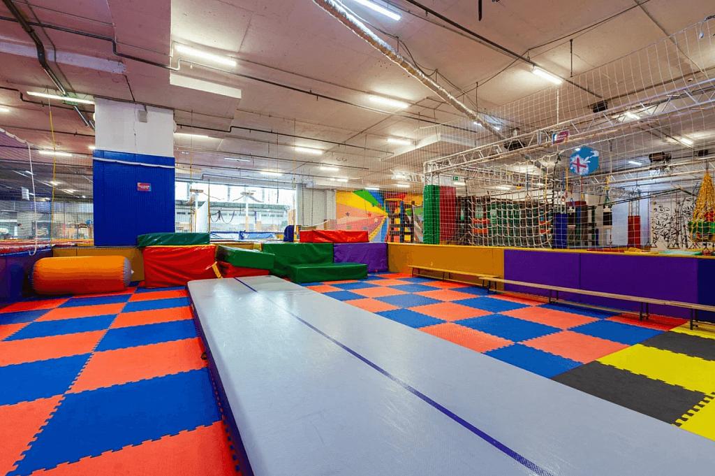 Батутный и развлекательный парк Небо на Севастопольском. Изображение 5