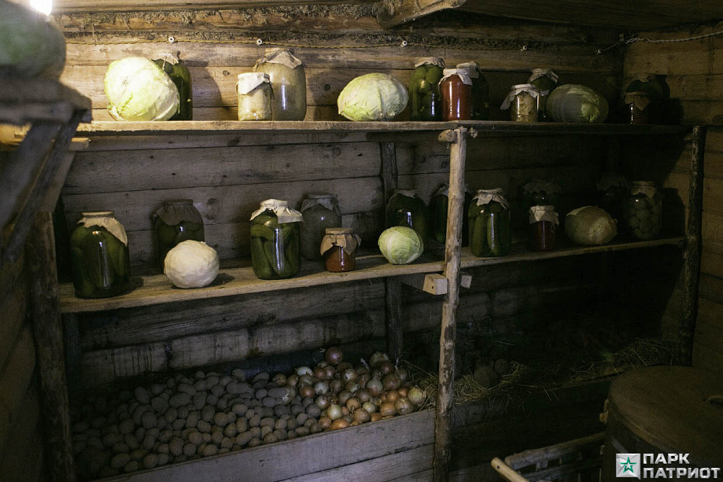 Партизанская деревня в парке Патриот. Изображение 5