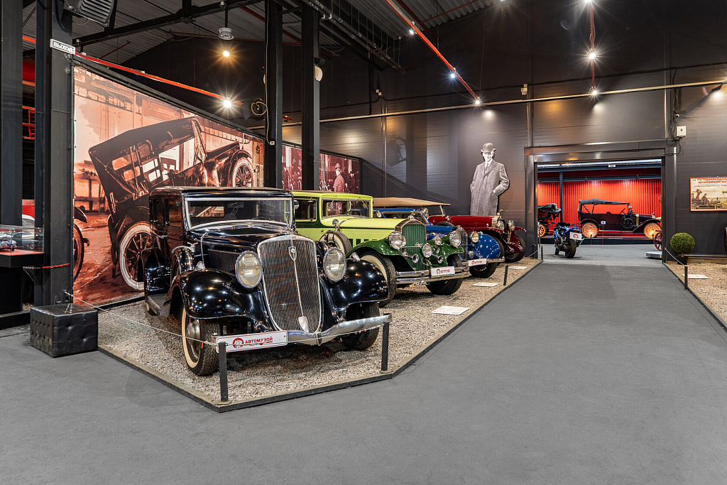 Музей "Автомобили Мира". Изображение 2