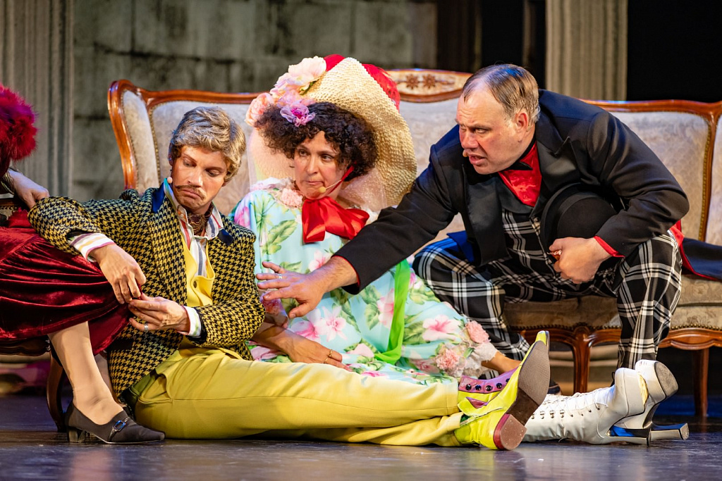 Очень весёлые ребята. Изображение 6