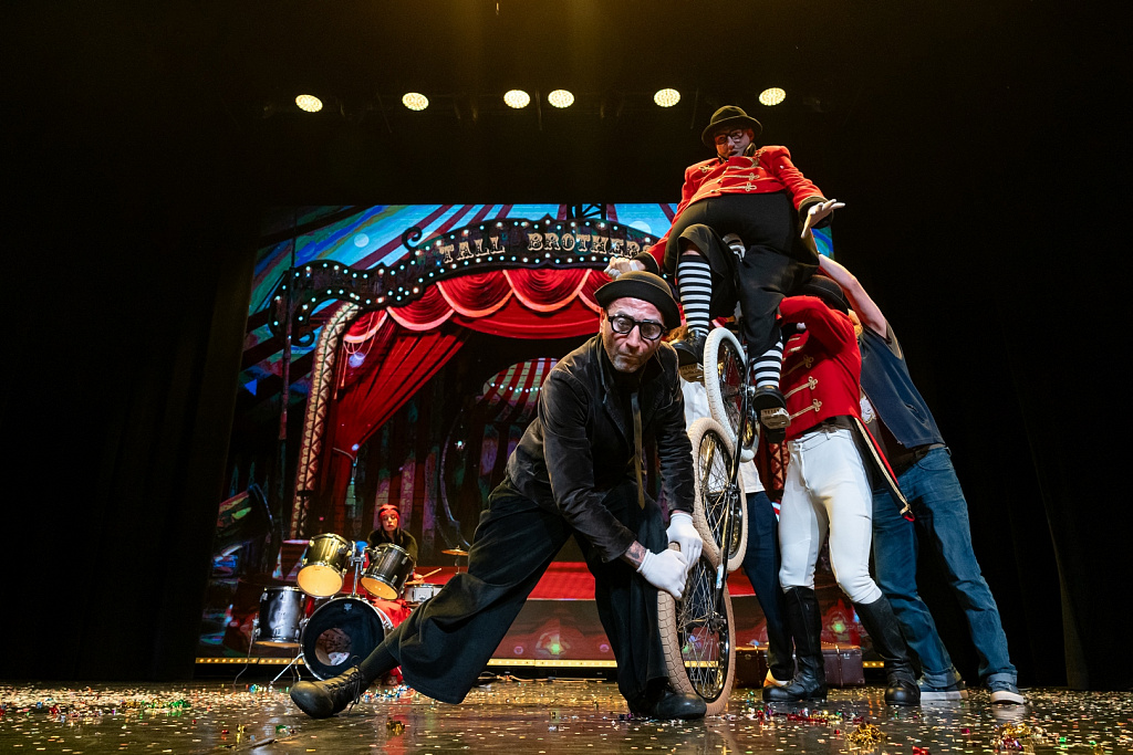 Дурацкий цЫрк. Изображение 5