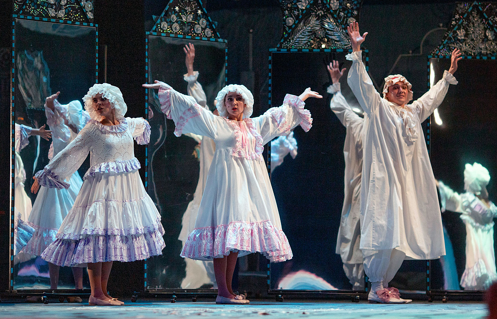 Огниво (Театр Терезы Дуровой). Изображение 6