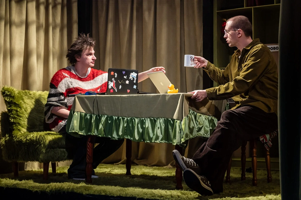 Кот тут главный. Изображение 6