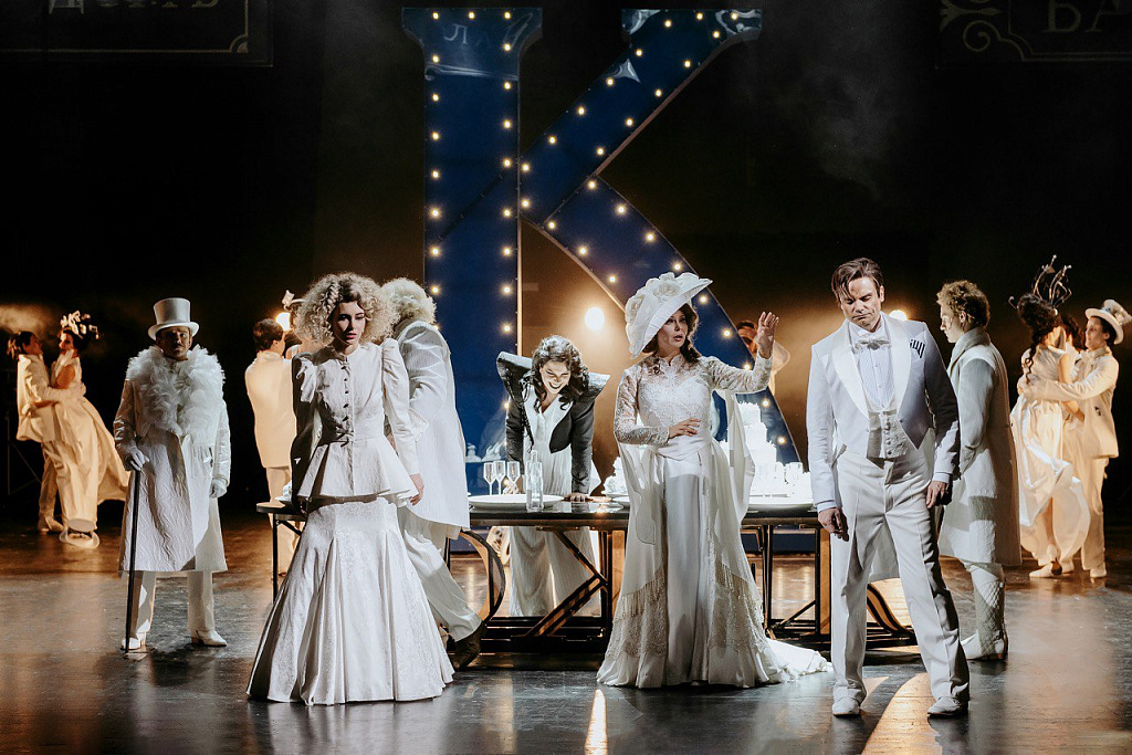 СВАДЬБА КРЕЧИНСКОГО (Малый театр). Изображение 3