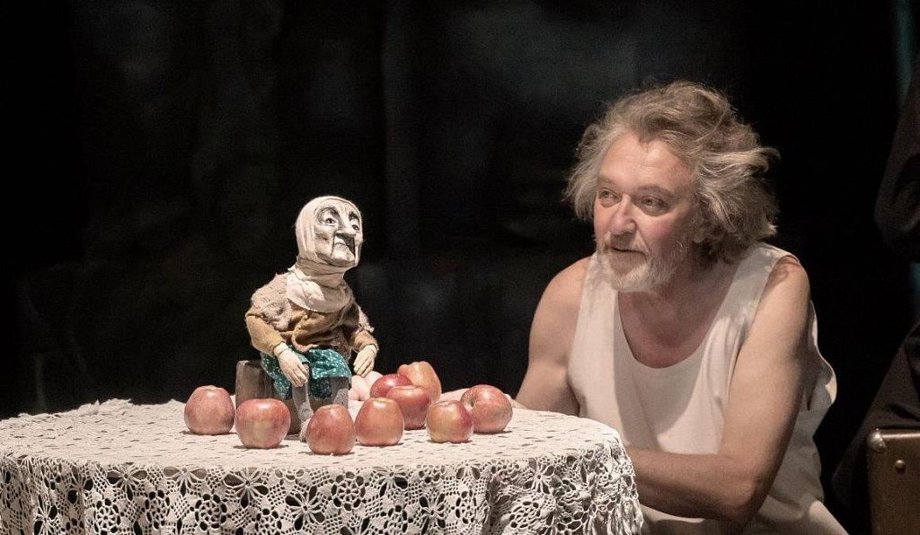 Жена мужа в Париж провожала. Изображение 5