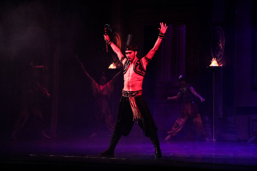 Бахчисарайский фонтан. Изображение 3