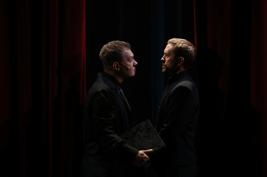 Гамлет (Театр на Таганке). Изображение 9