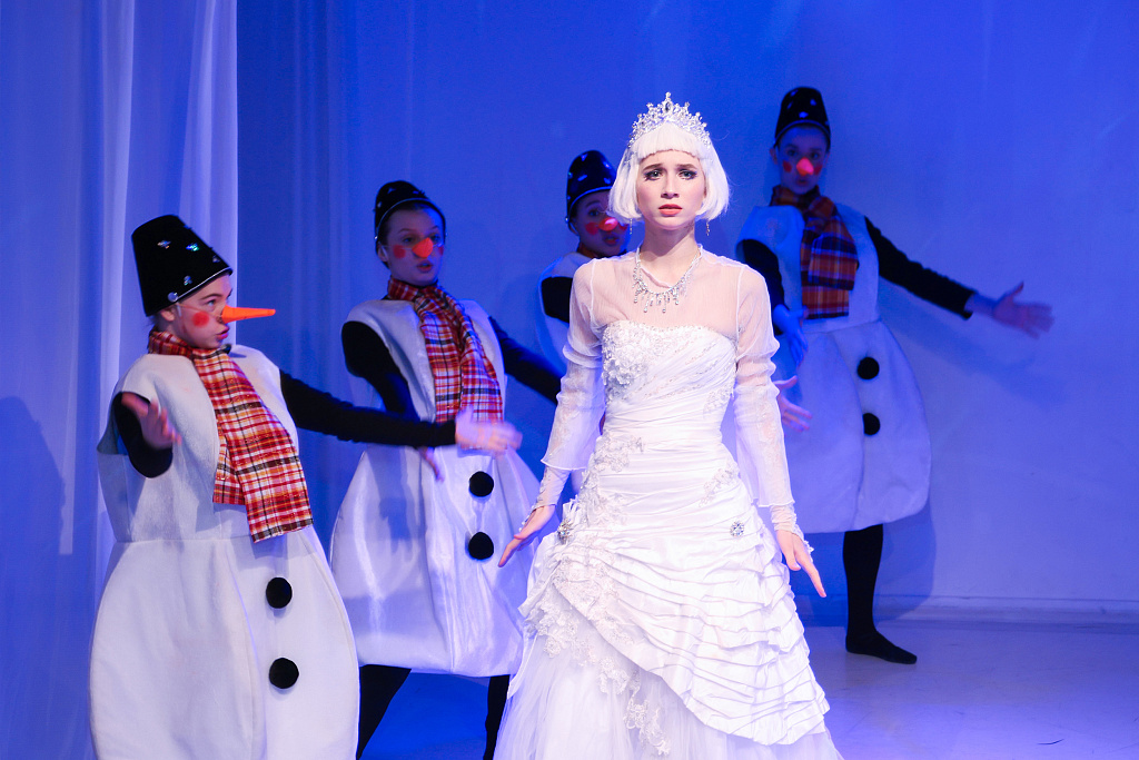 Снежная королева (Театр МОСТ). Изображение 2