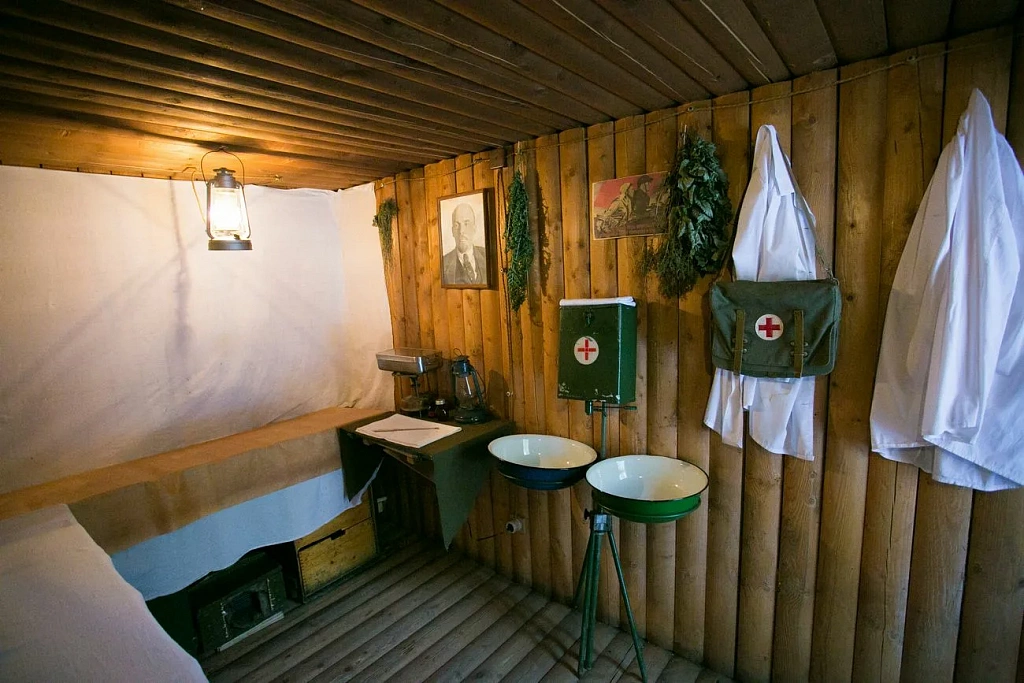 Партизанская деревня в парке Патриот. Изображение 7