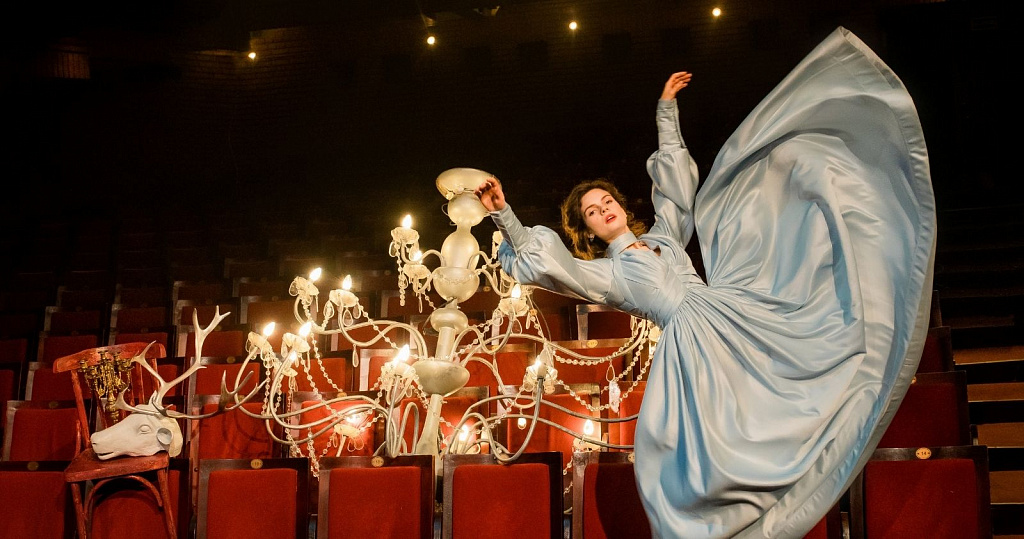 Онегин (Театр на Таганке). Изображение 3