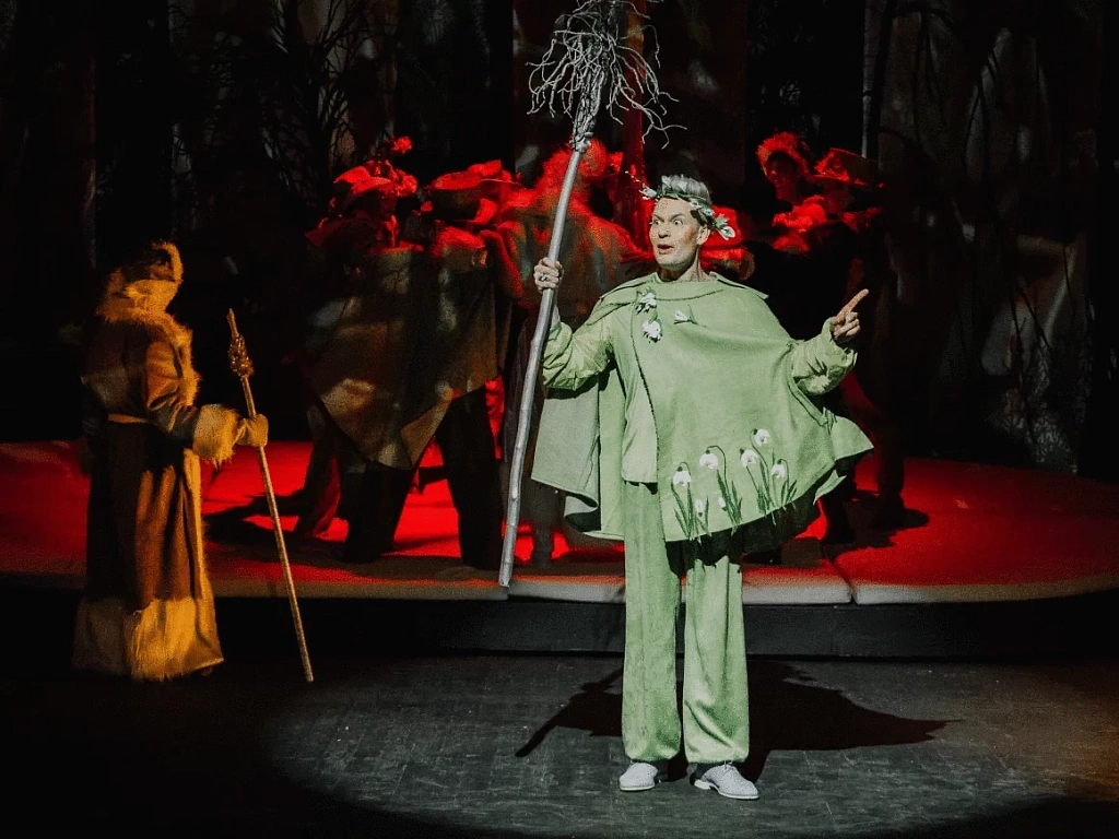 Двенадцать месяцев (Театр Сатиры). Изображение 2