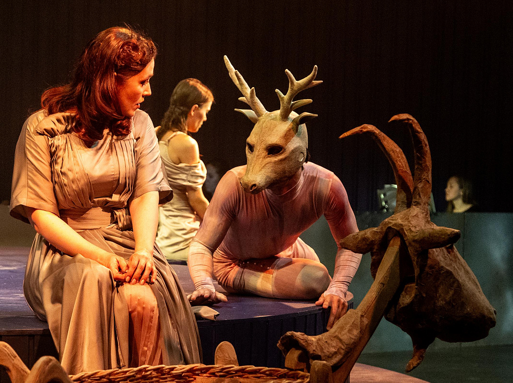 Четыре девушки. Изображение 11