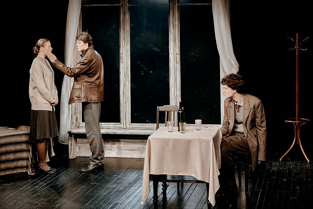 Белый вальс. Изображение 8