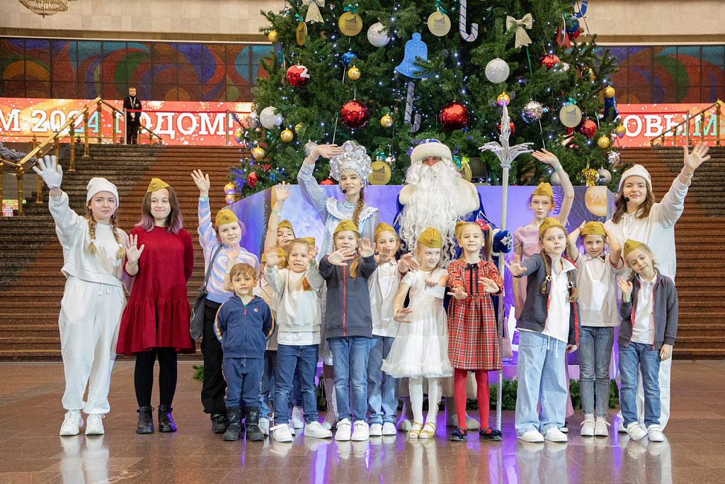 Елка победы. Изображение 4