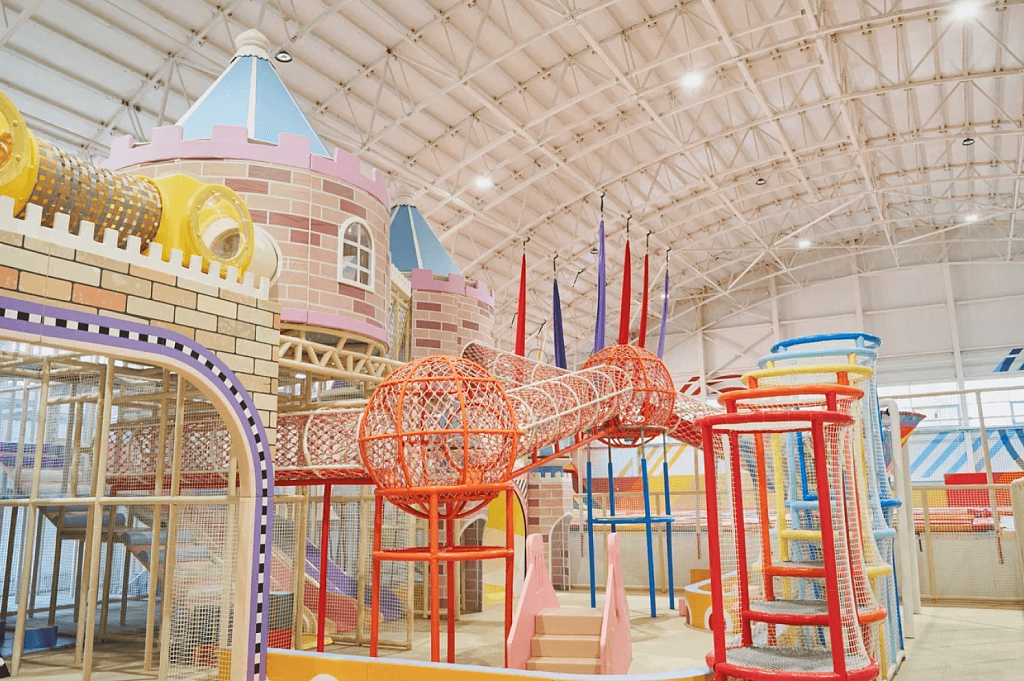 Батутный и развлекательный парк Небо Московский. Изображение 1