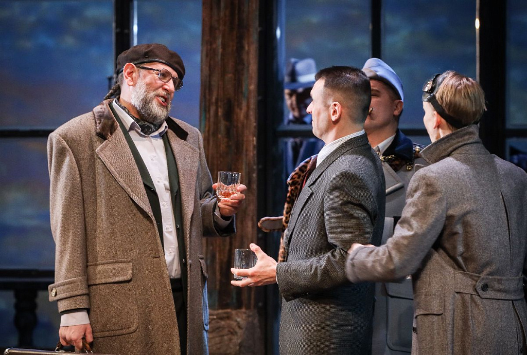 И никого не стало . Изображение 3