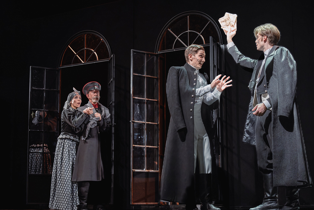 Дубровский. Изображение 1