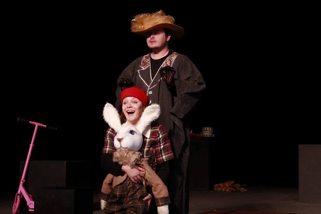 Путешествие кролика Эдварда. Изображение 4