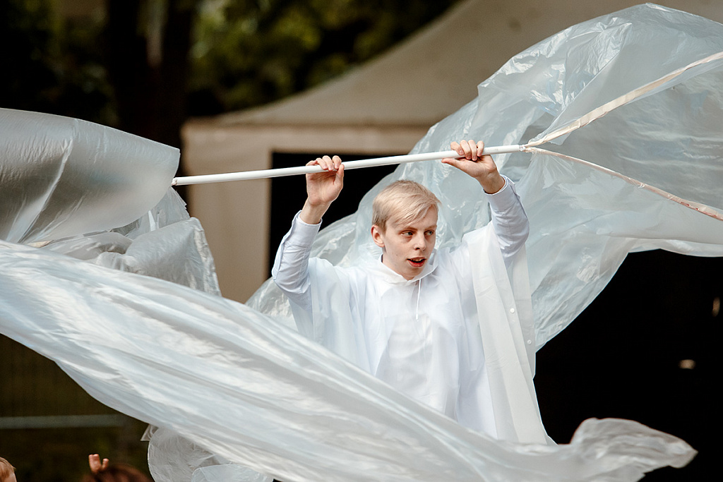 Уличный спектакль "Русалка" (Первый театр). Изображение 9