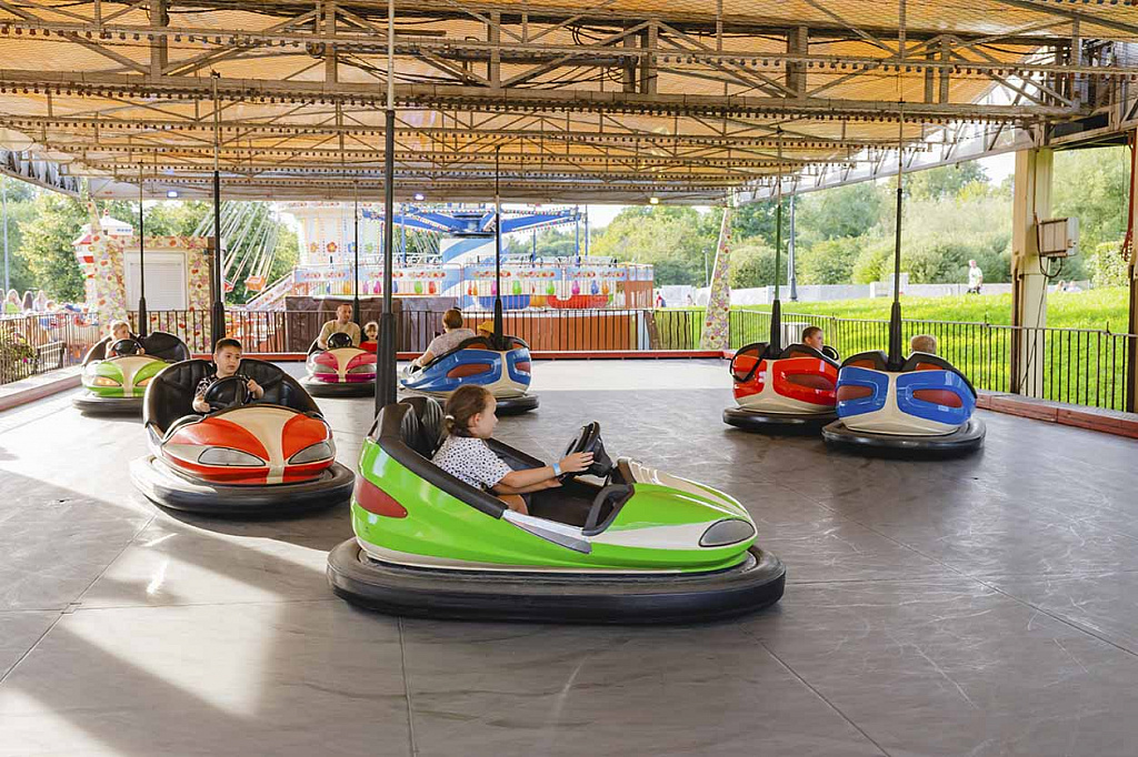 Луна-парк "Карусель" в ЦПКиО им. М. Горького. Изображение 8