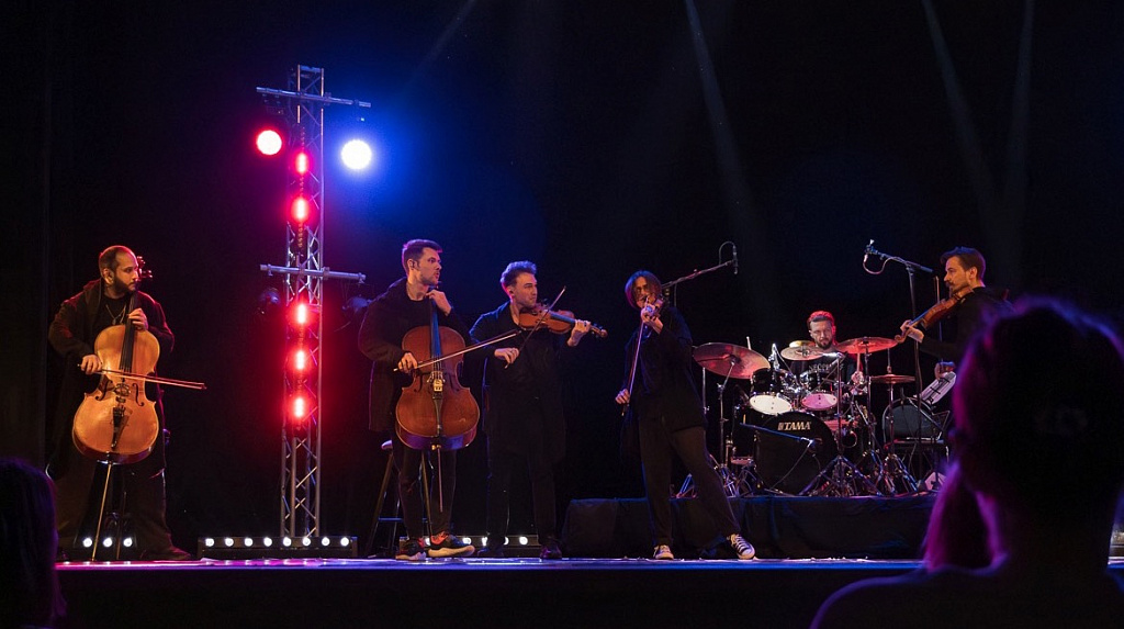 Рок на струнах. Изображение 3