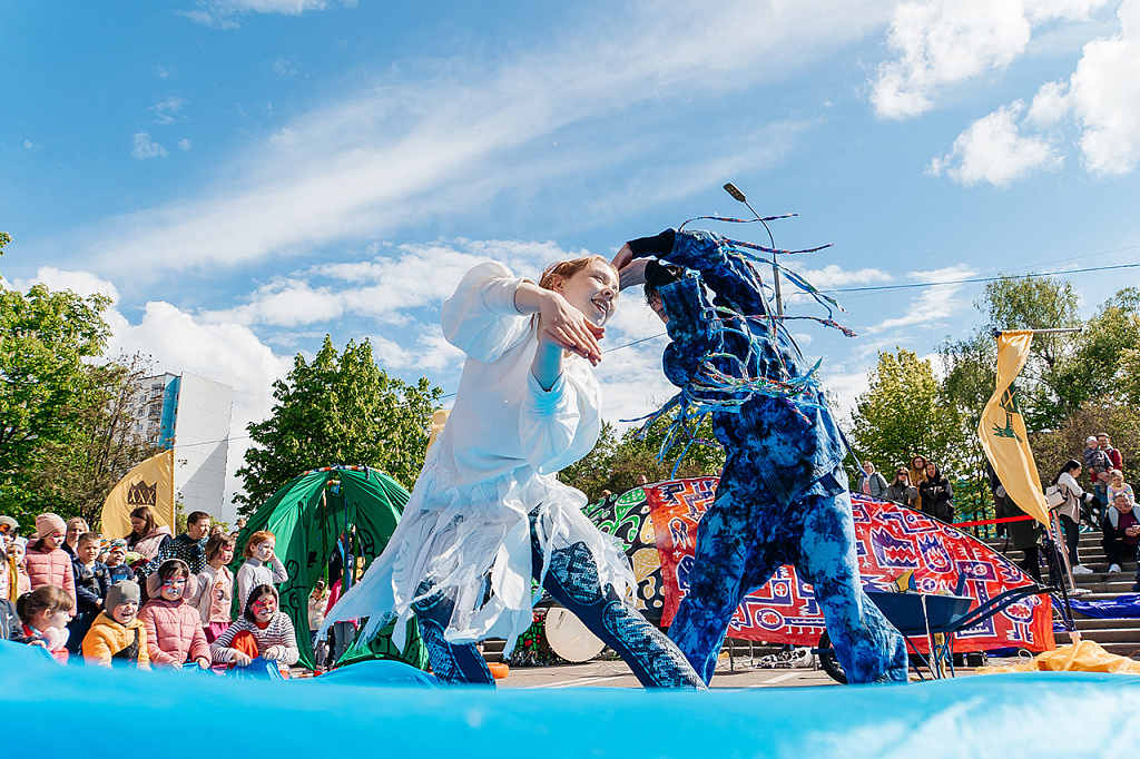 Уличный спектакль "Тридесятое царство". Изображение 12