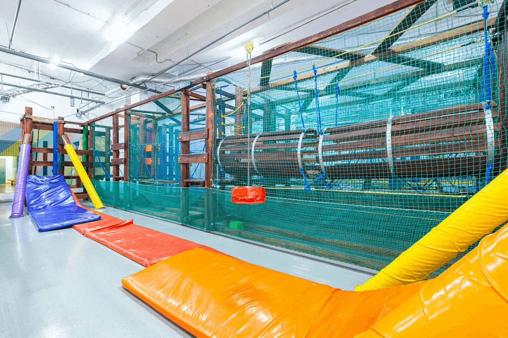 Батутный и развлекательный парк Небо на Севастопольском. Изображение 3