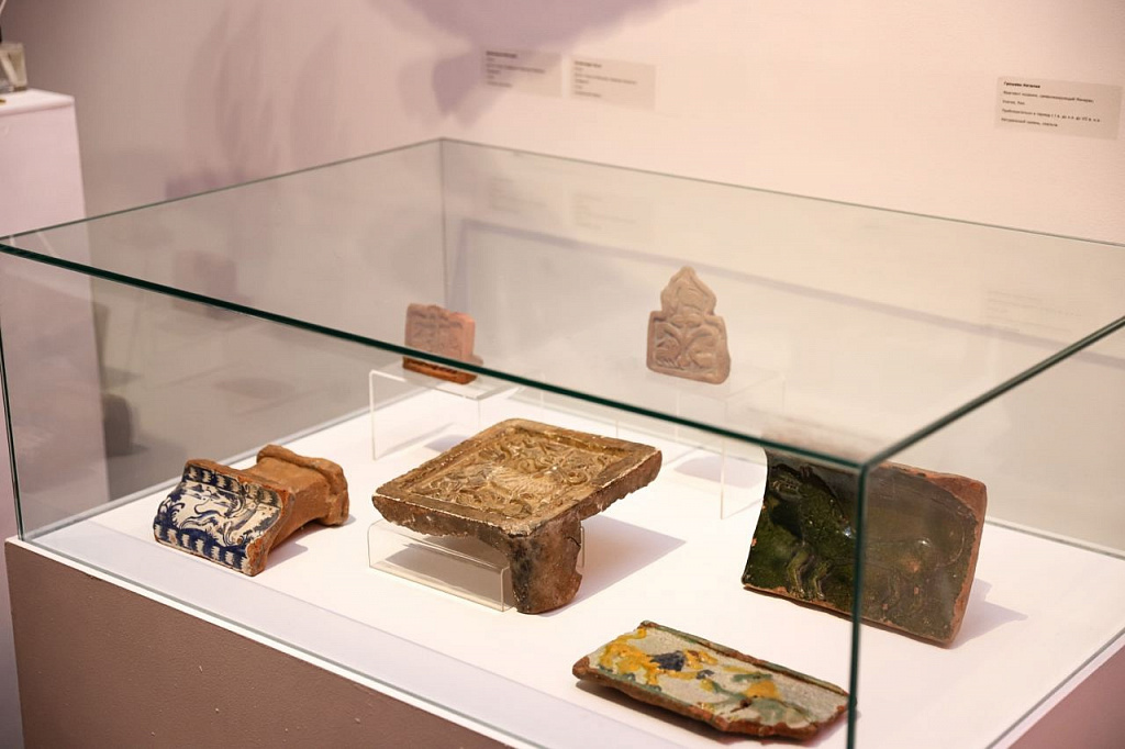 Звери и мифы: от античных мозаик к московским изразцам. Изображение 3