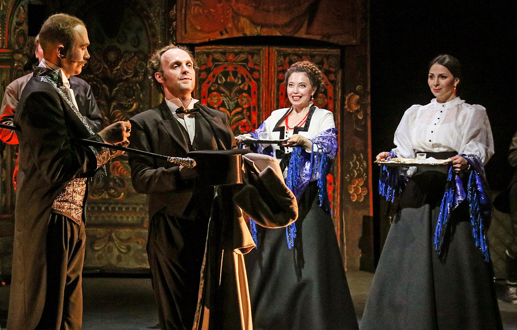 На бойком месте. Изображение 5